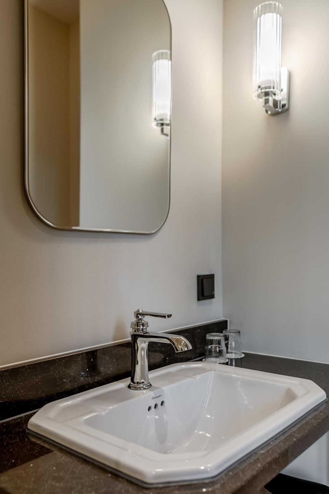 Hotel Metzlr House Haarlem Esterno foto