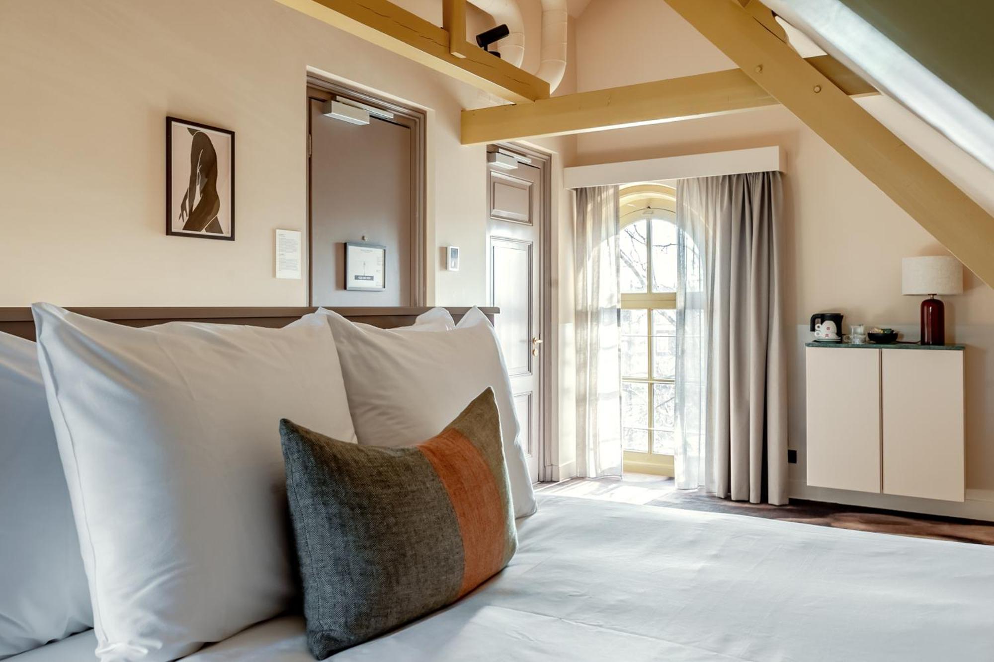 Hotel Metzlr House Haarlem Esterno foto